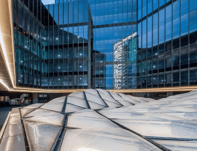 什么是鏡面鋁板？性能+工藝+應(yīng)用