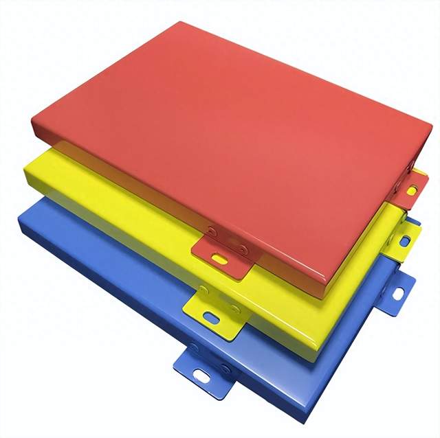 建筑內(nèi)外墻采用烤瓷鋁單板有哪些好處？