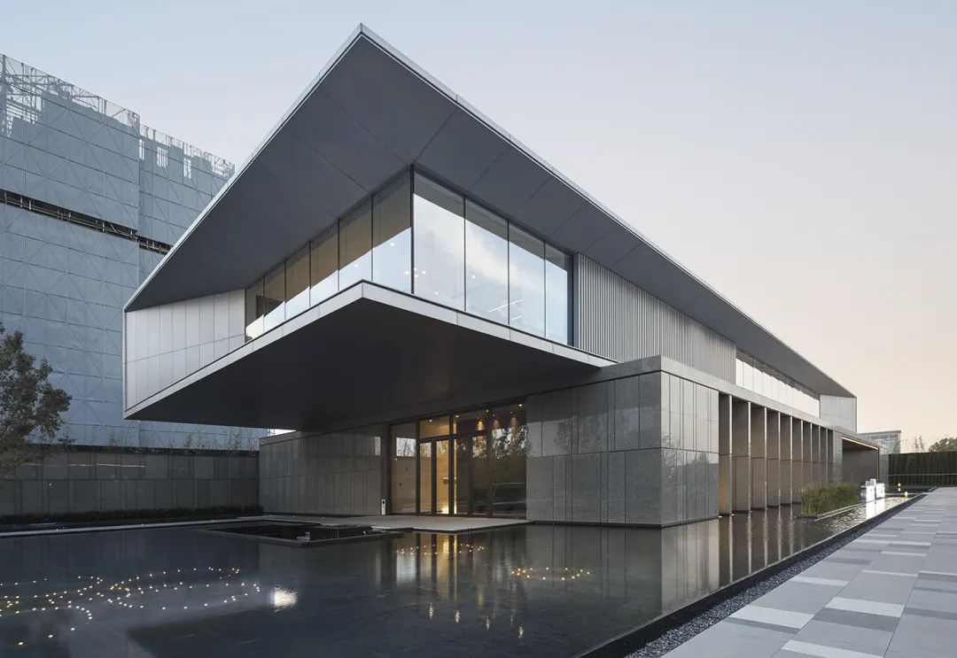 不同厚度的鋁蜂窩板分別適用于哪些場(chǎng)景？